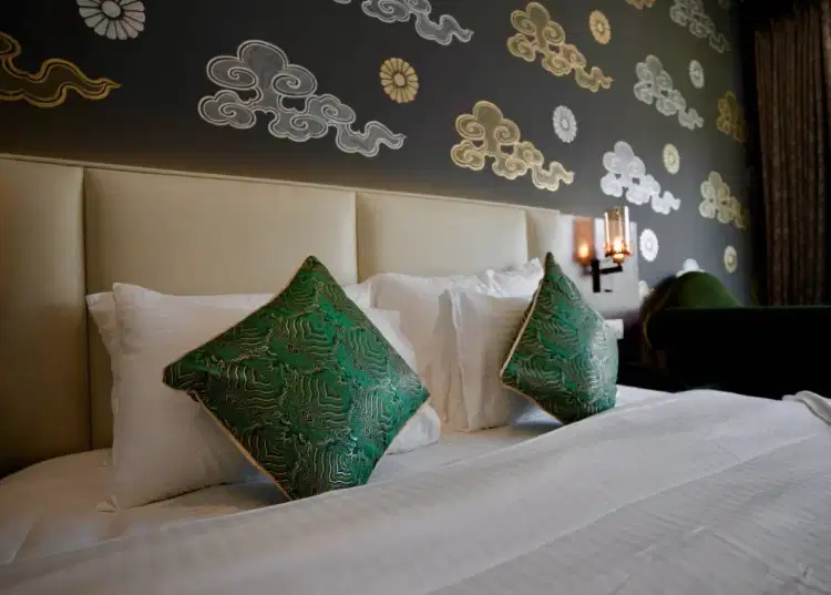 Manali Honeymoon Bliss – A Romantic Escape with The Khar