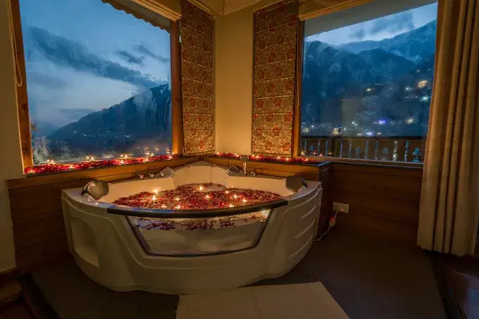 Manali Honeymoon Bliss – A Romantic Escape with Ashapuri Village Resort