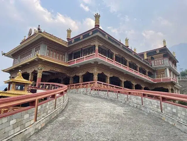 Dirang Monestary