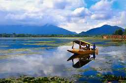 Exclusive Kashmir Luxury Tour from Srinagar 2