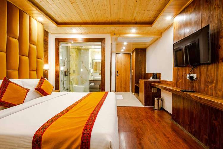 Manali Luxury Vacation with Snow White Resort – Centrally Heated