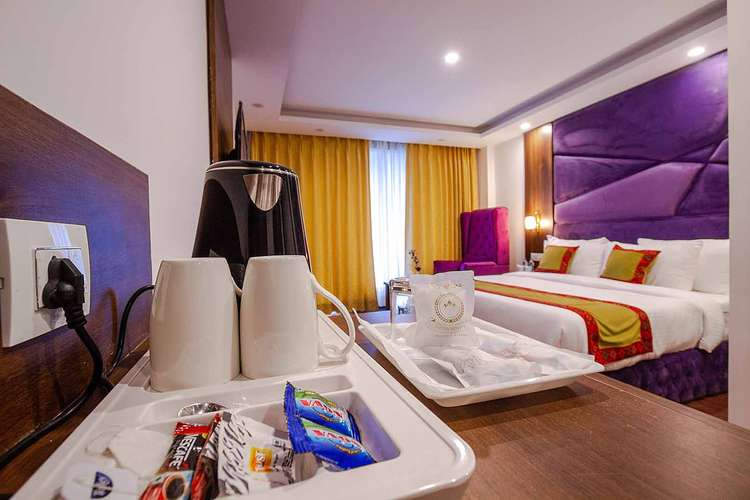 Manali Luxury Vacation with Snow White Resort – Centrally Heated