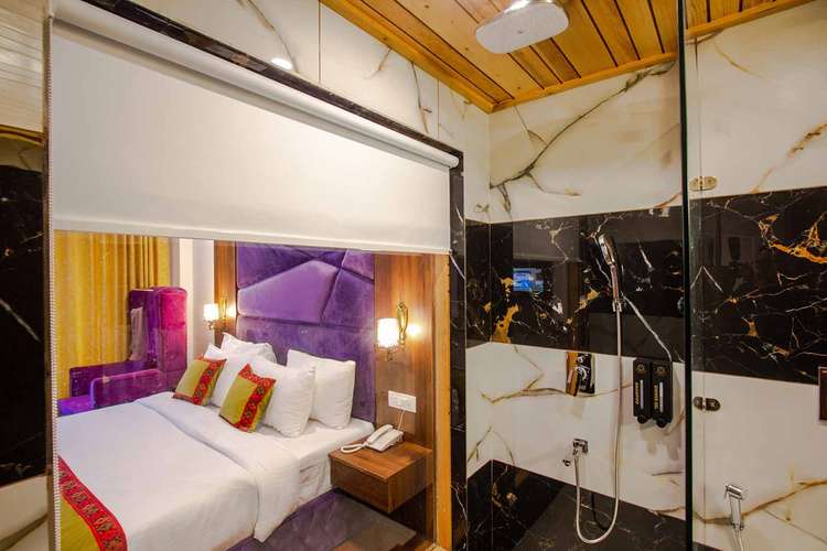 Manali Luxury Vacation with Snow White Resort – Centrally Heated