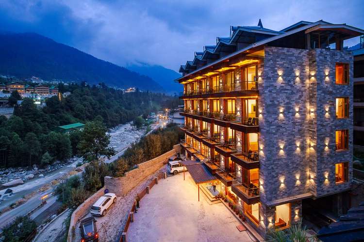 Luxury Manali Stay at River Pine Resort & Spa