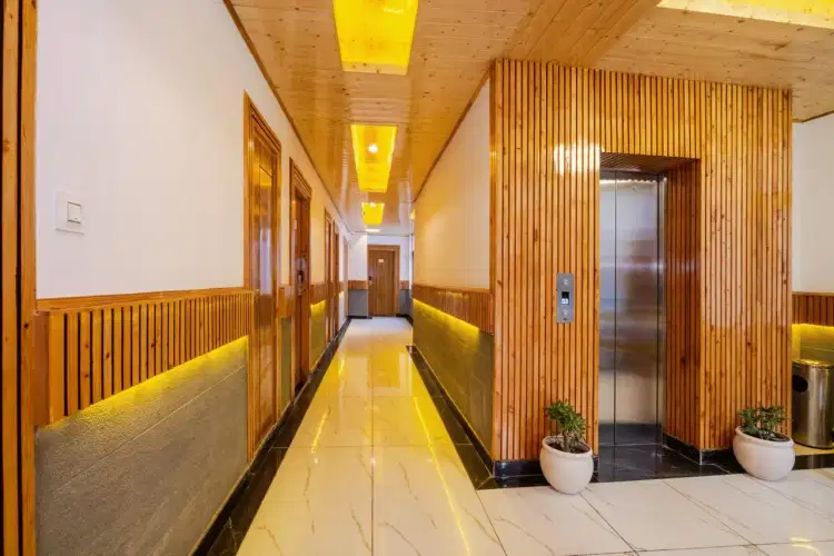 Premium Manali With The River Pine Resort & Spa