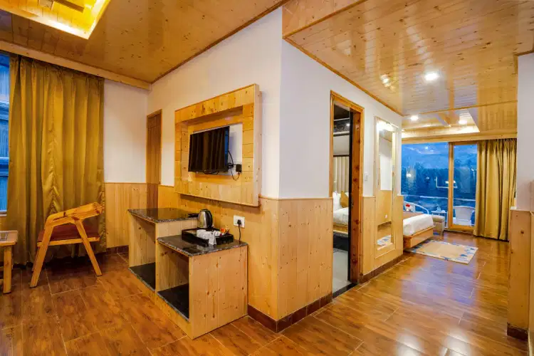 Premium Manali With The River Pine Resort & Spa