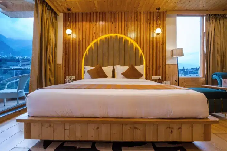Premium Manali With The River Pine Resort & Spa
