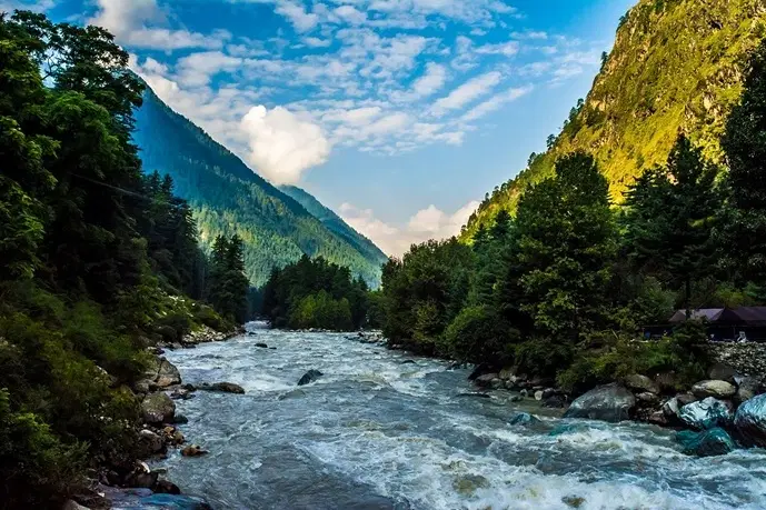 Manali Kasol Tour Package from Delhi – A Perfect Mountain Escape
