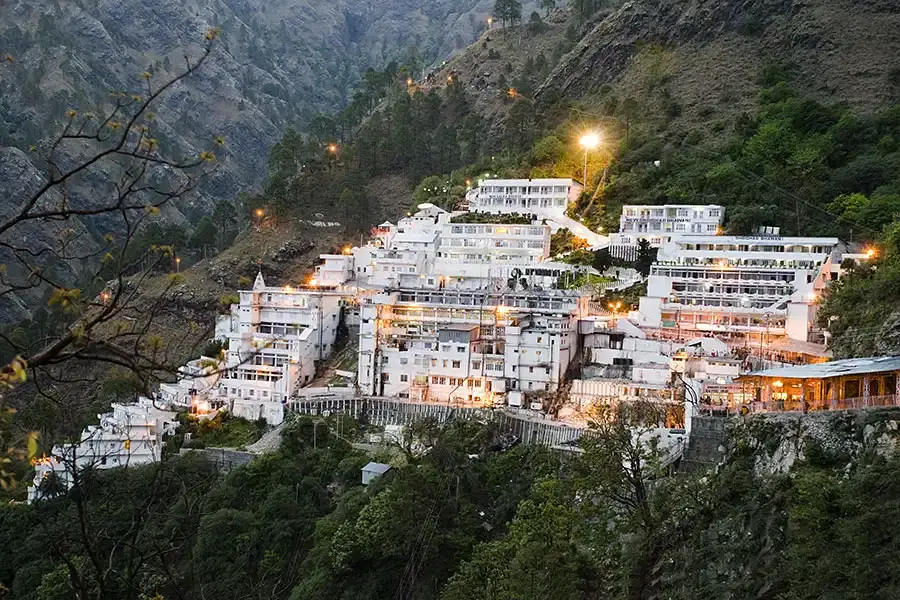 Experience Divine Kashmir with Vaishno Devi Darshan