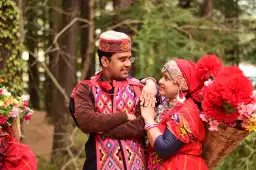 Amazing Moments Manali by Volvo 3
