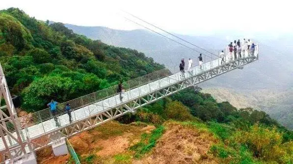Glass Bridge vagamon and Adventure Park