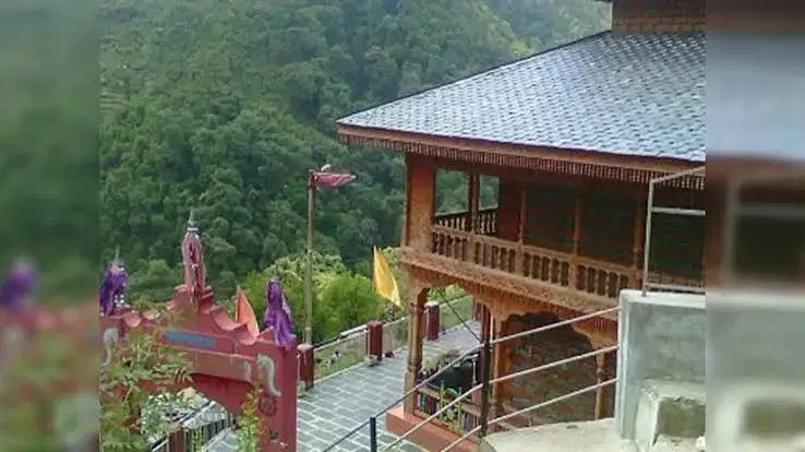 Dev Pashakot Temple